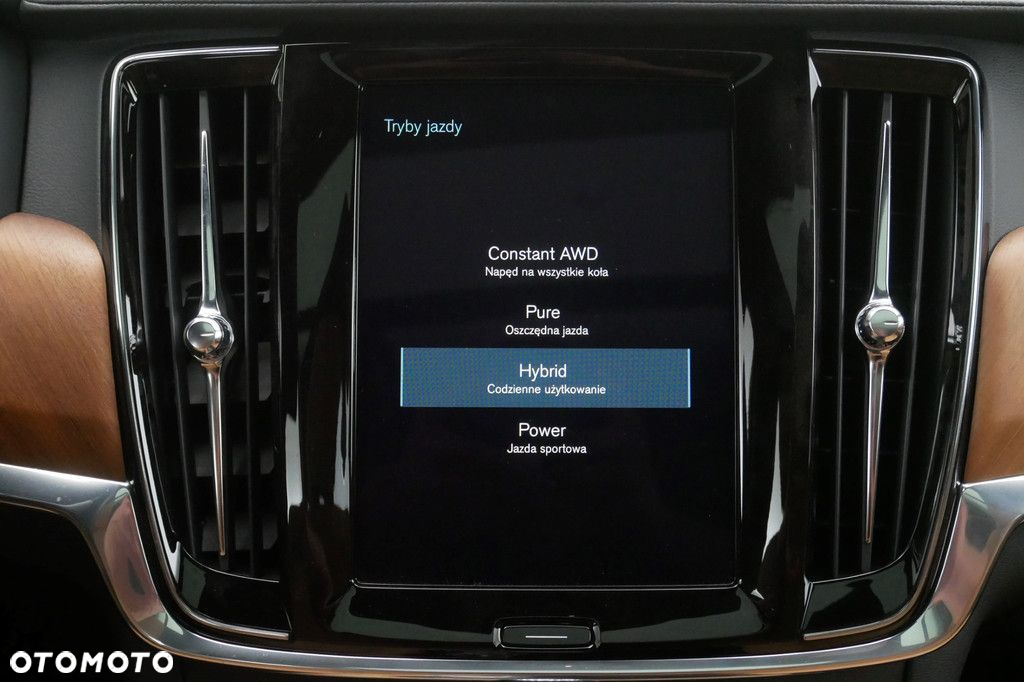 Volvo V90 - 23