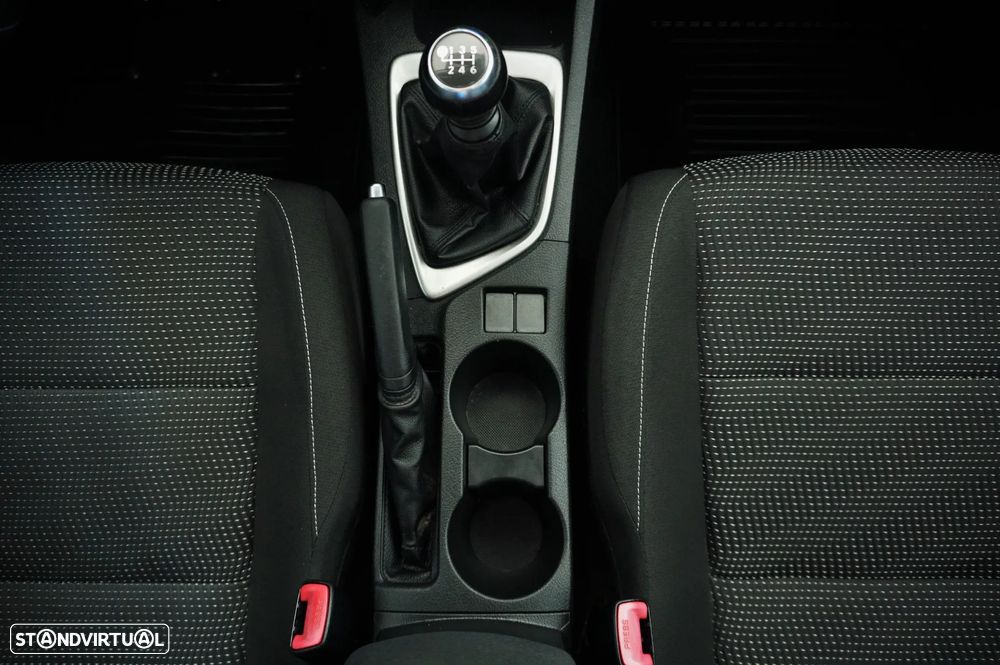 Toyota Auris Touring Sports 1.4 D-4D Life - 19