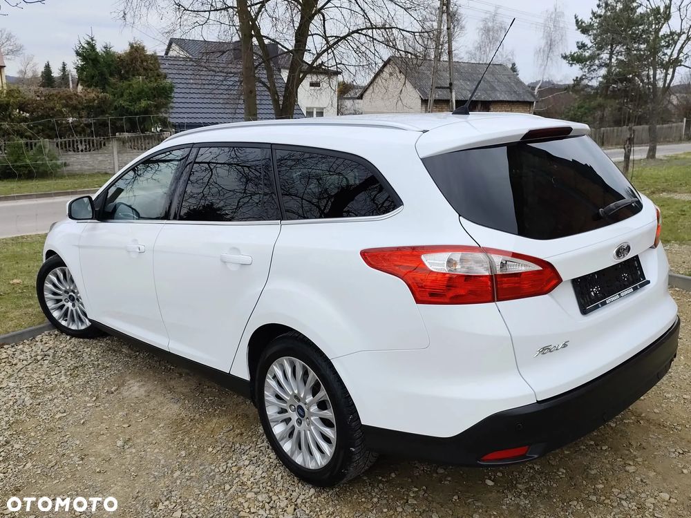 Ford Focus 2.0 TDCi DPF Titanium - 4