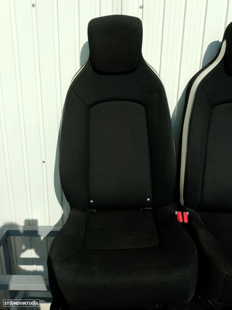 BANCOS FRENTE RENAULT ZOE - 3