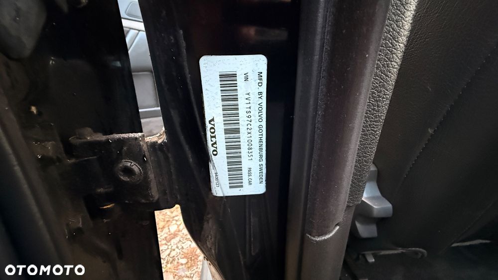 Volvo S80 2.9 - 17