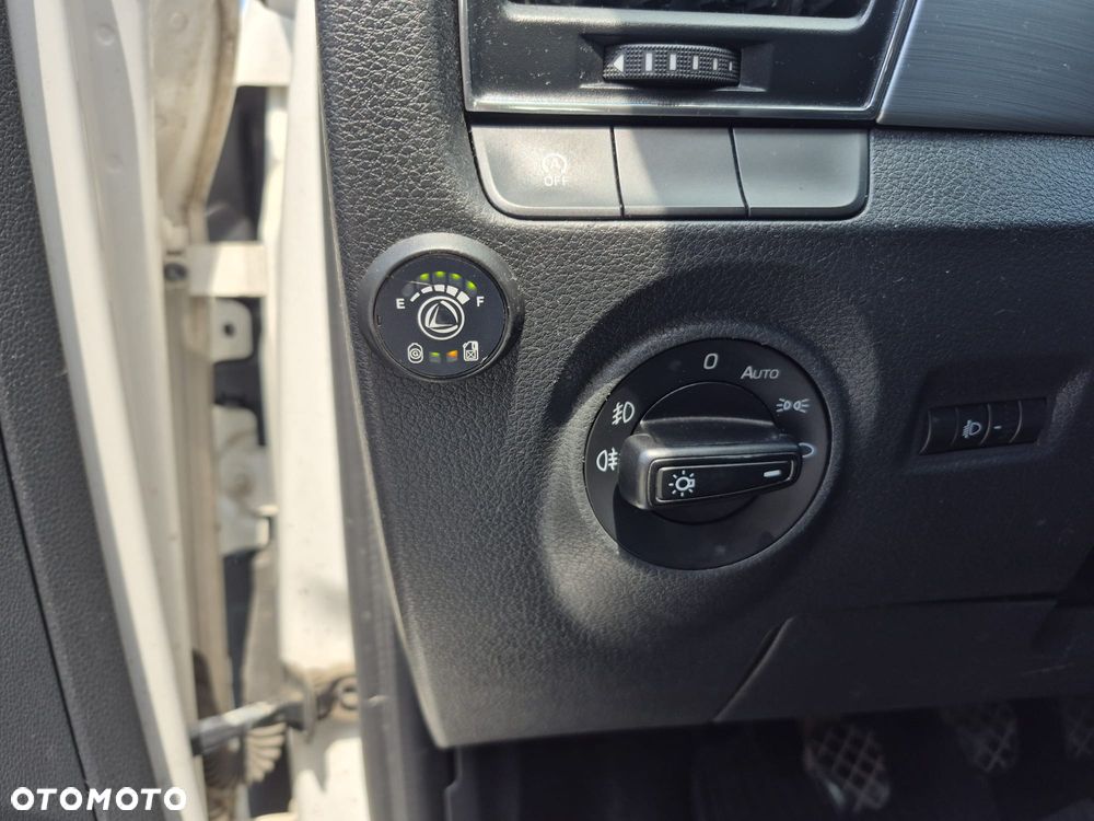 Skoda Fabia 1.0 Ambition - 10