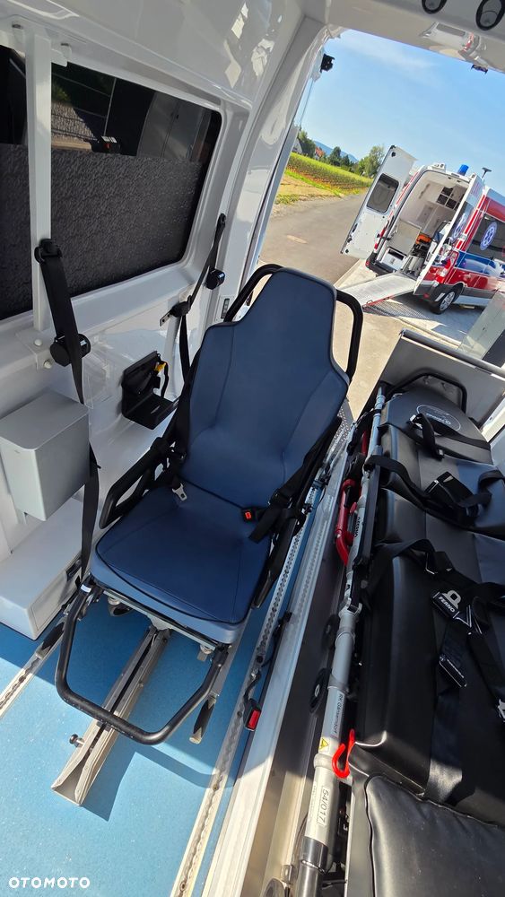 Renault Master Ambulans karetka gwarancja - 18