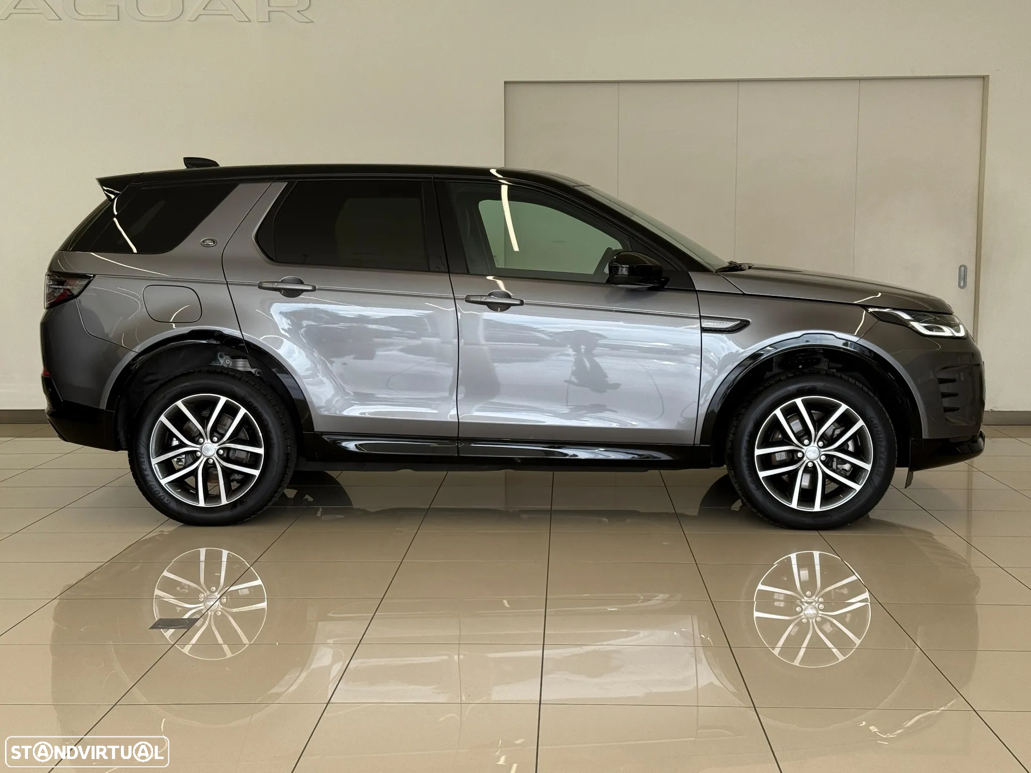 Land Rover Discovery Sport 1.5 I3 P270e AWD Dynamic SE - 4