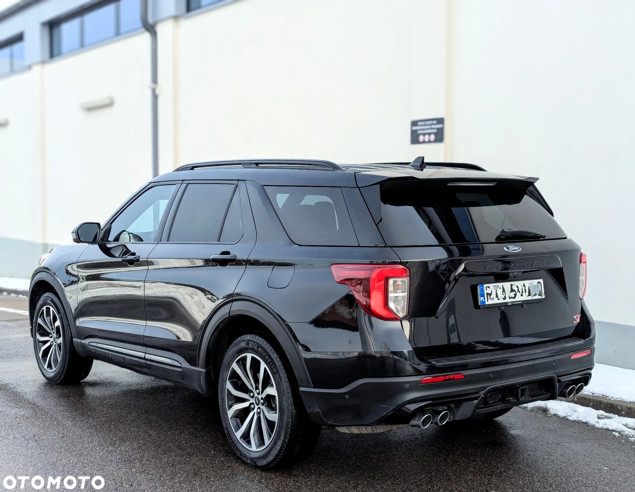 Ford Explorer EcoBoost Plug-in Hybrid ST-LINE - 12
