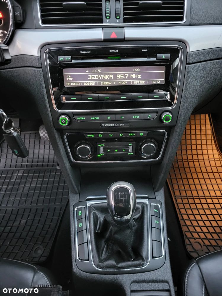 Skoda Superb 2.0 TDI Exclusive - 22