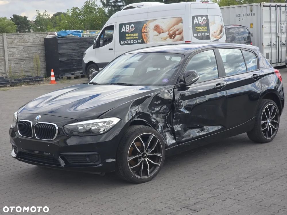 BMW Seria 1 116i - 12