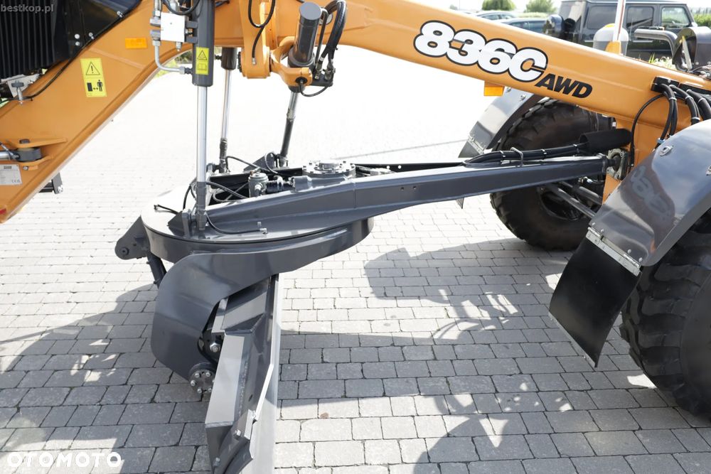 Case 836C AWD - 24