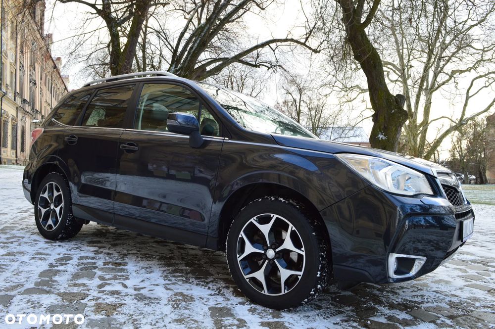 Subaru Forester 2.0XT Platinum Lineartronic - 6