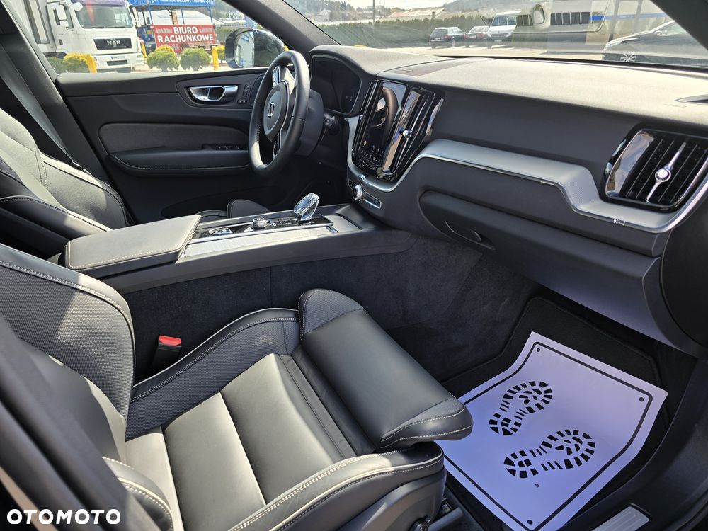 Volvo XC 60 - 6