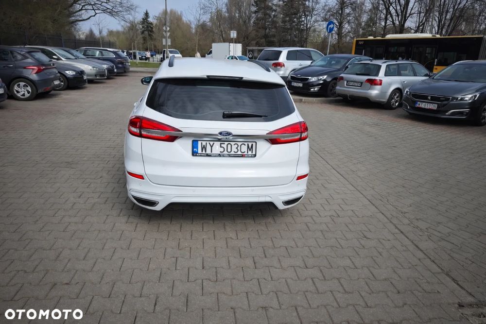 Ford Mondeo 2.0 TDCi ST-Line PowerShift - 4