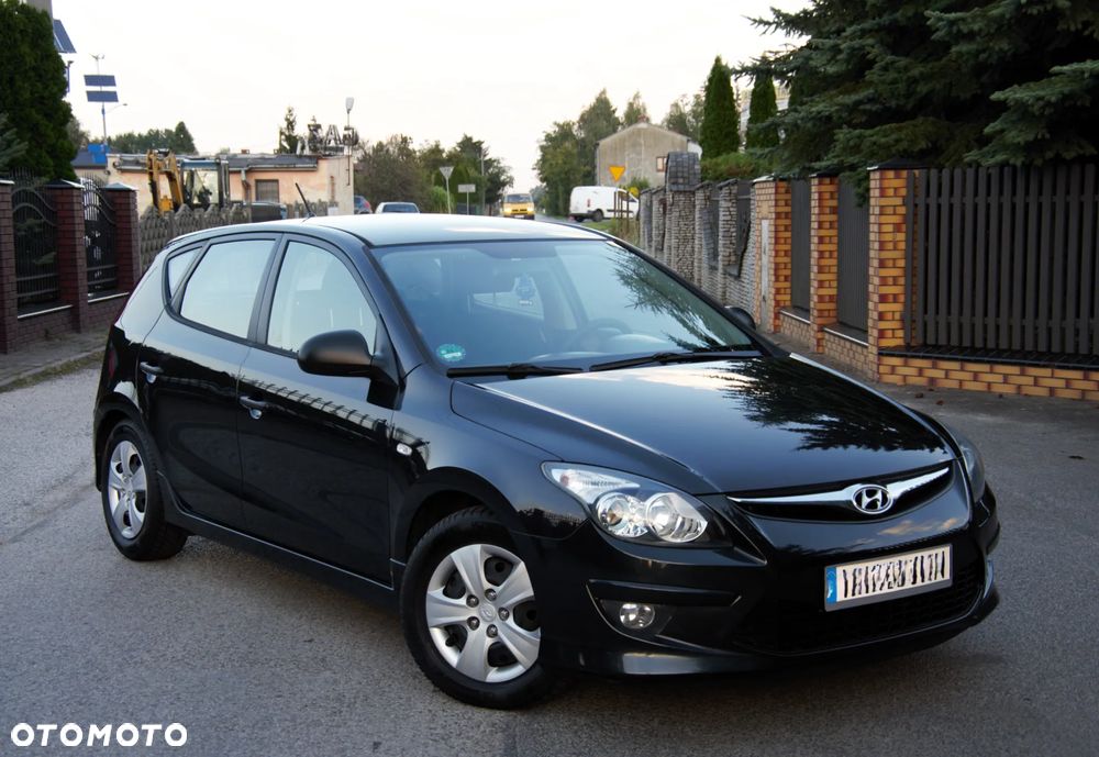 Hyundai i30 1.6 CRDi Comfort EU5 - 12
