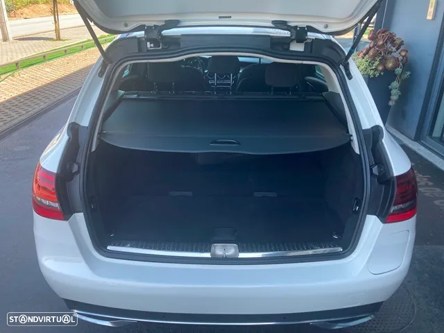 Mercedes-Benz C 300 de Avantgarde - 33
