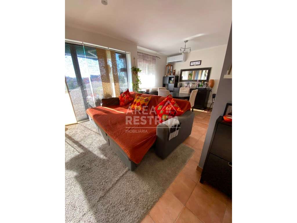 T2 Remodelado (Orig. T3) | A 10 min da Praia e da Nova SBE | Excele... - Grande imagem: 2/26