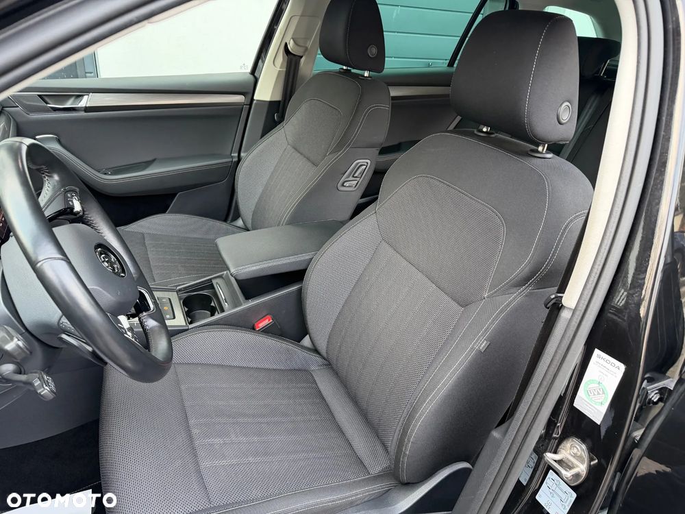 Skoda Superb 2.0 TDI Style DSG7 - 13