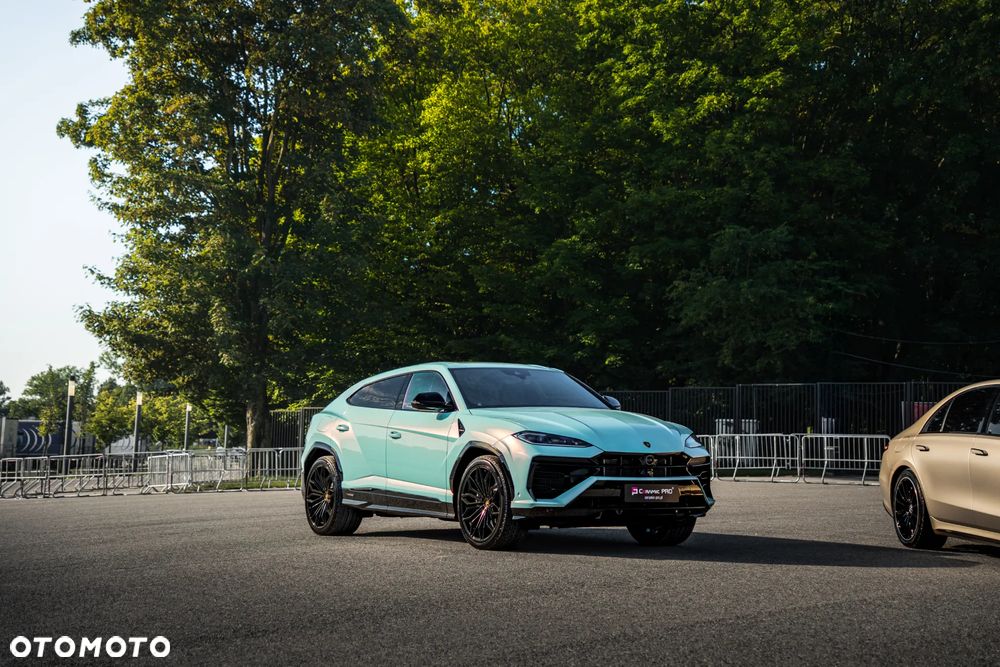 Lamborghini Urus - 2