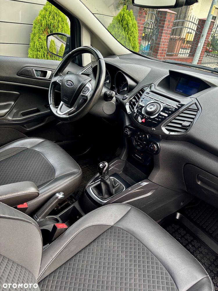 Ford EcoSport 1.0 EcoBoost ST-Line Black ASS - 11