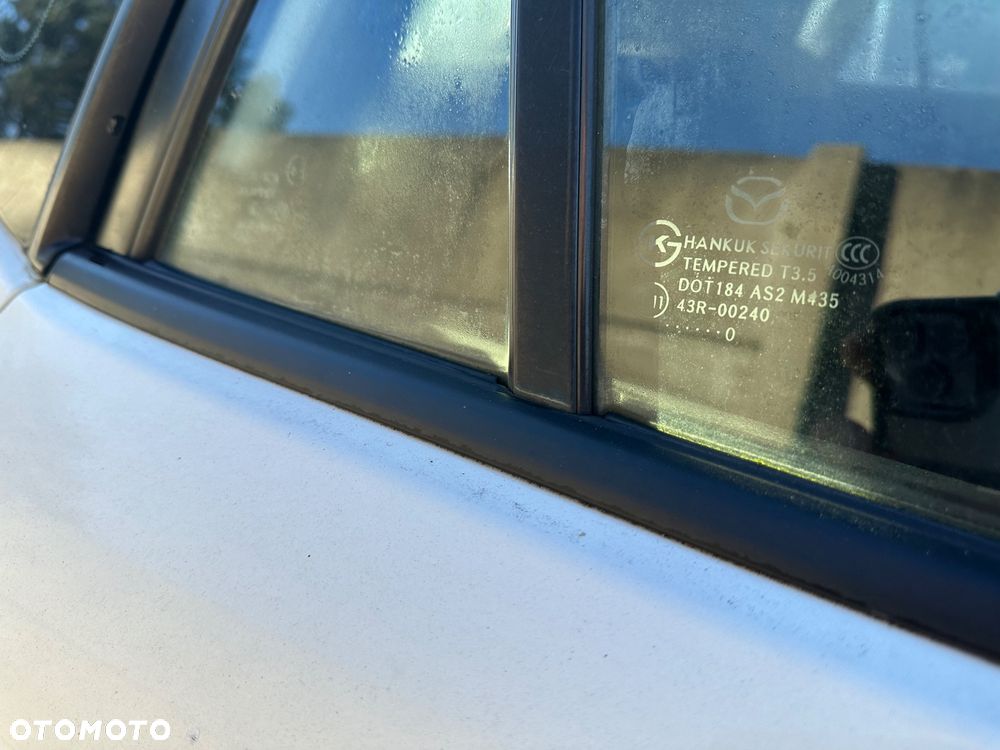 Mazda 3 2.0 MZR DISI Exclusive-Line - 26