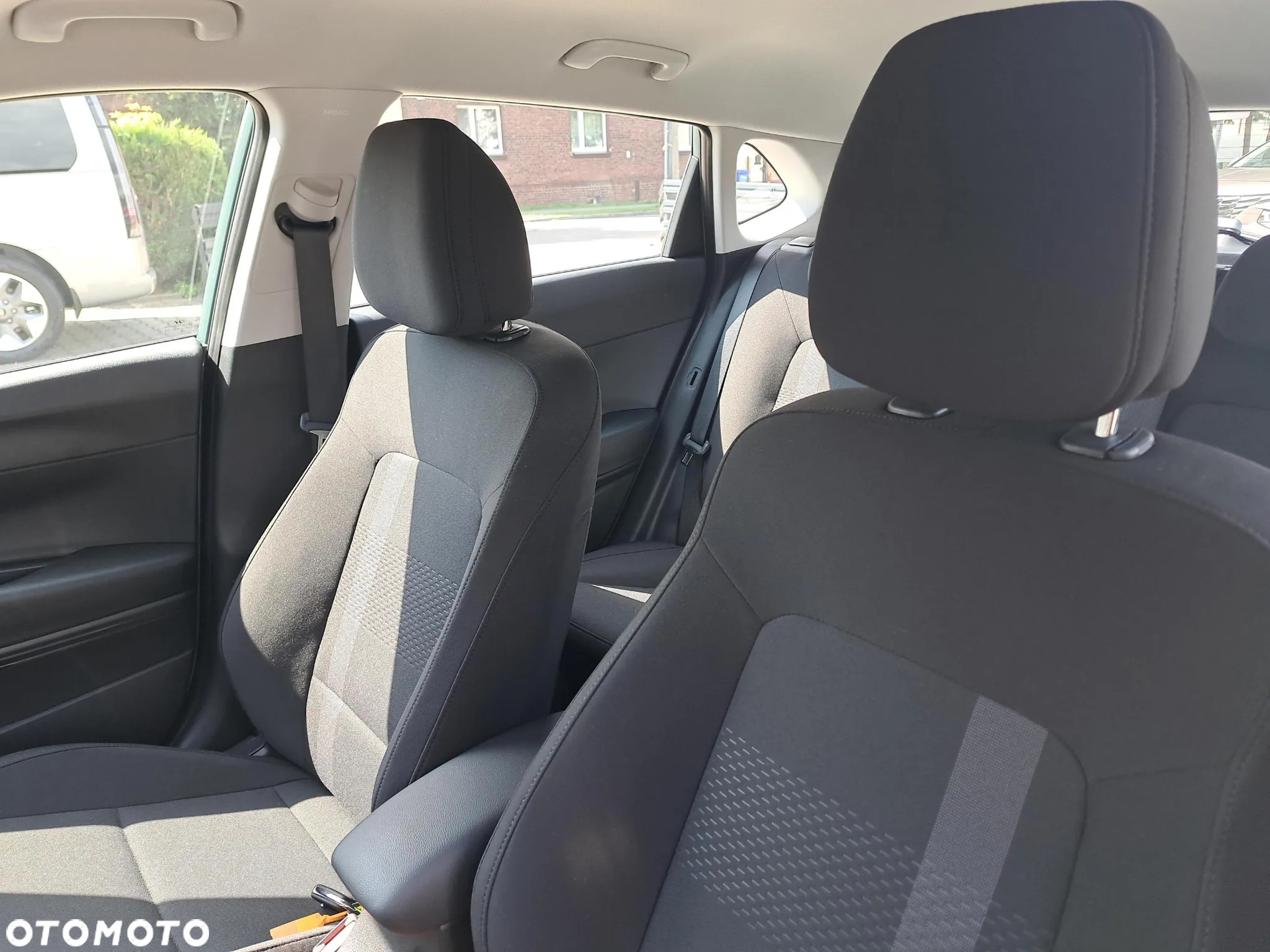 Hyundai i20 - 10
