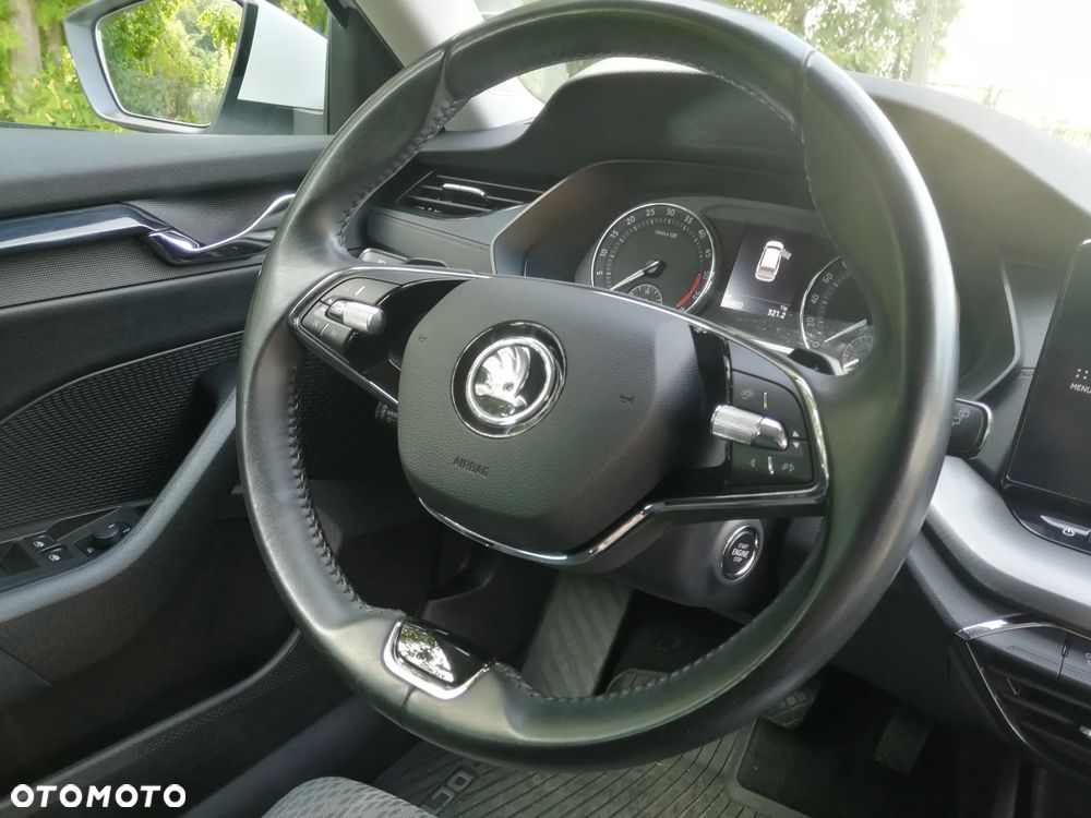 Skoda Octavia 2.0 TDI Ambition DSG - 20