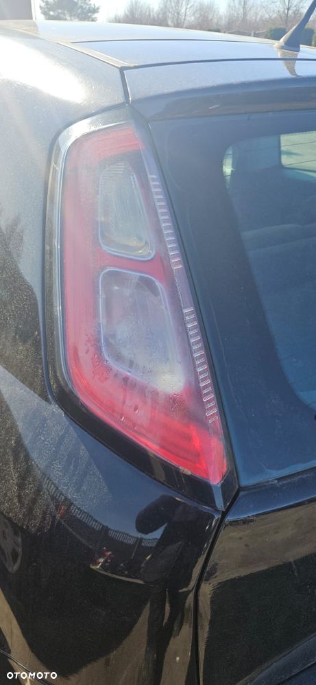 FIAT PUNTO EVO 09-12 KLAPKA WLEWU PALIWA 876 - 22
