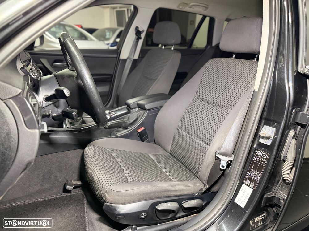 BMW 320 d DPF Edition Sport - 15