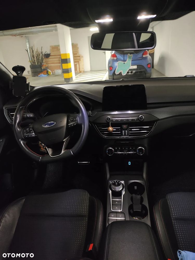 Ford Focus 1.5 EcoBoost ST-Line - 19