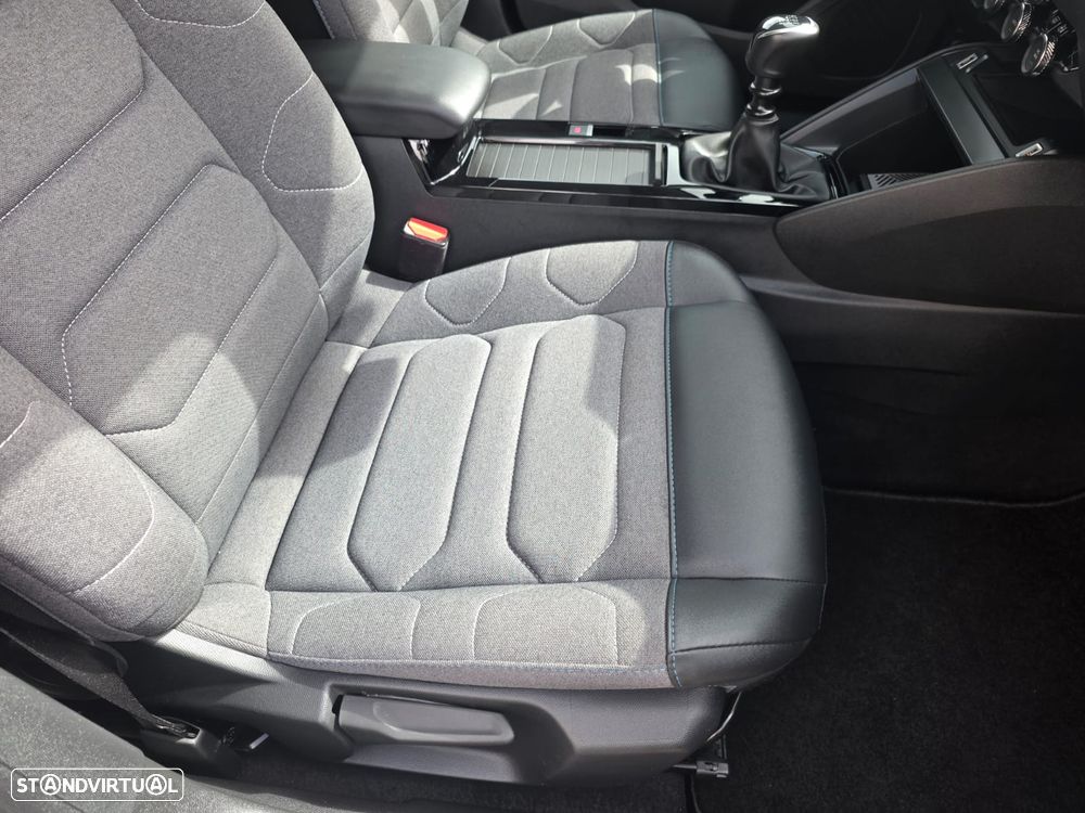 Citroën C4 1.2 PureTech Plus - 47