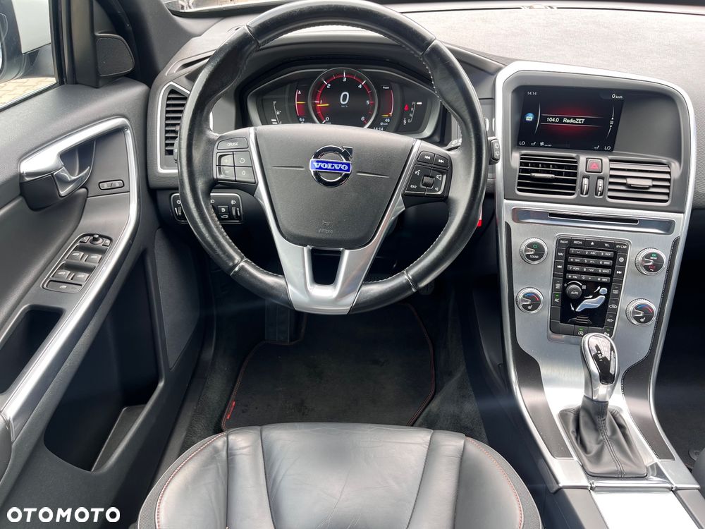 Volvo XC 60 D4 Drive-E Ocean Race - 20