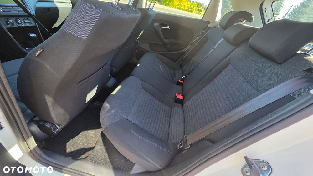 Volkswagen Polo - 15