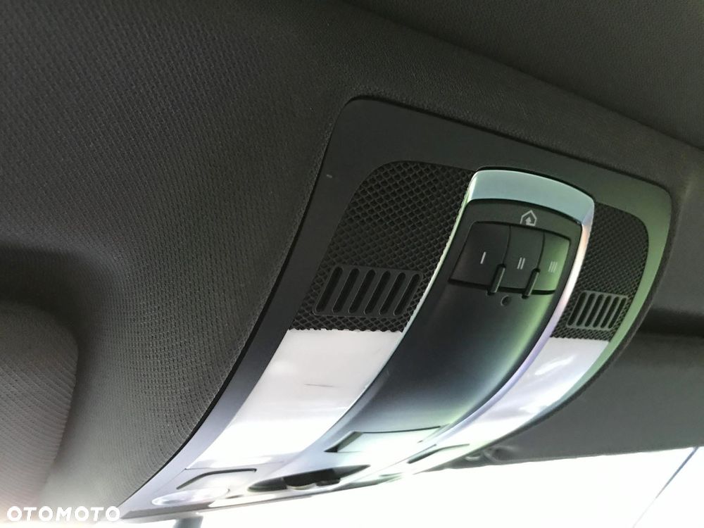 Audi S6 Avant Standard - 36