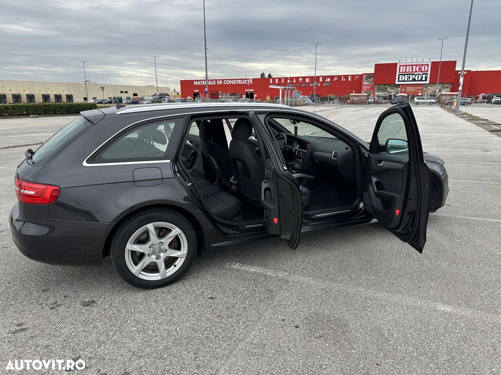 Audi A4 2.0 TDI DPF multitronic Ambiente - 12
