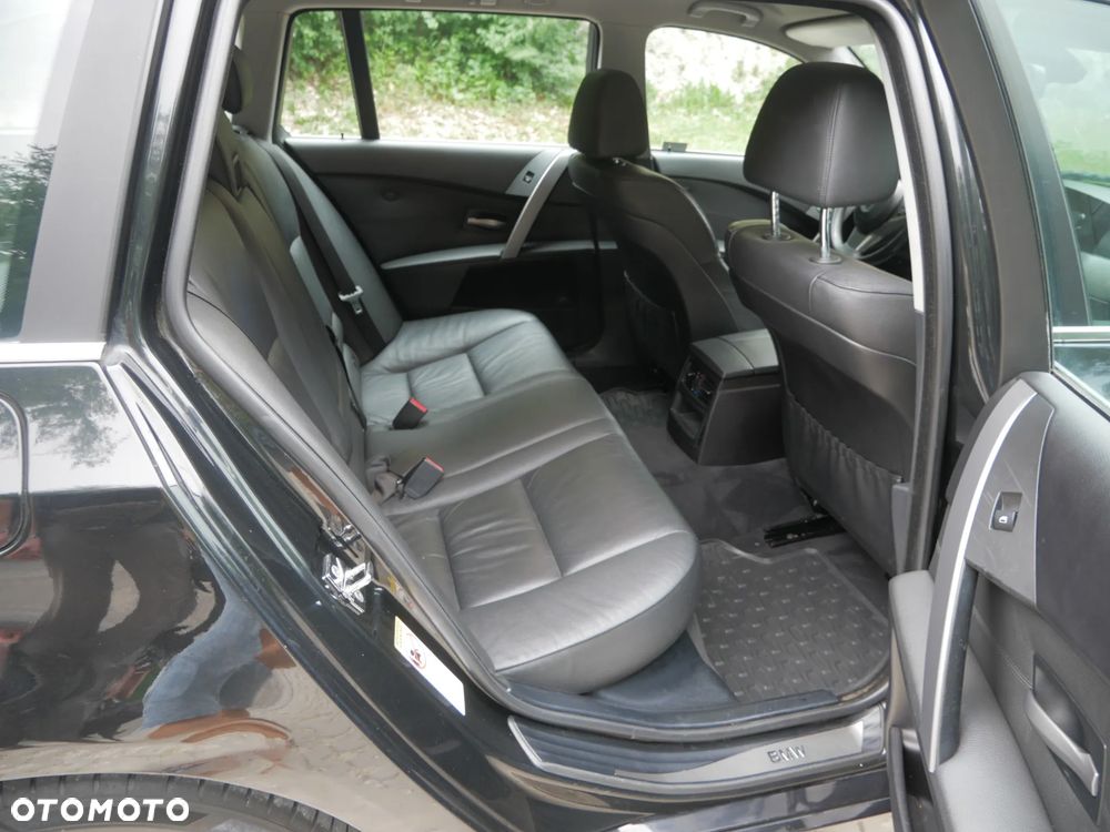 BMW Seria 5 530i - 8