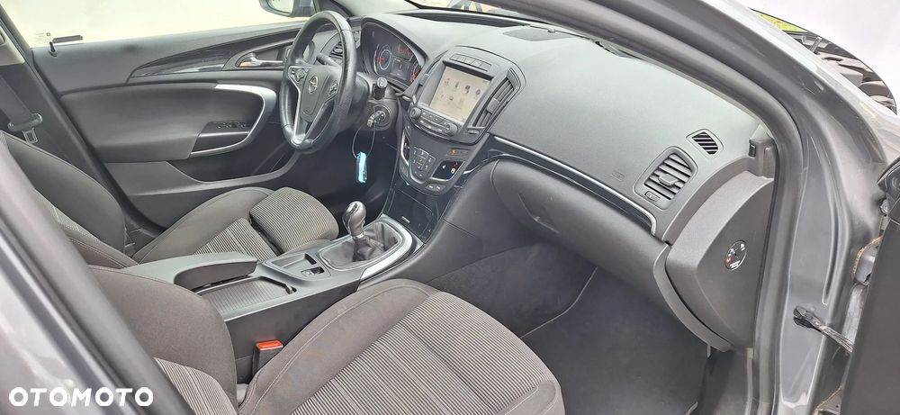 Opel Insignia - 17