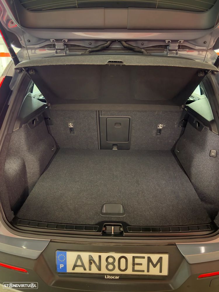 Volvo XC 40 1.5 T3 Momentum Plus - 38