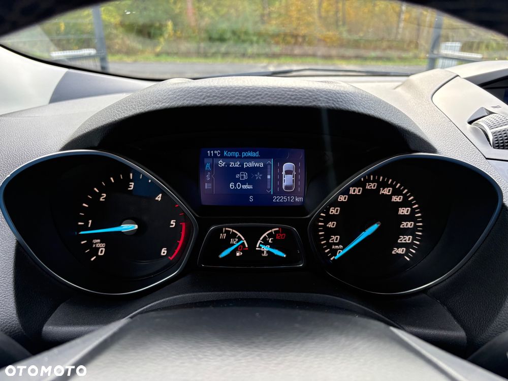 Ford Kuga 2.0 TDCi 4x4 ST-Line - 35