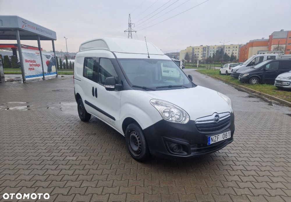 Opel COMBO - 3