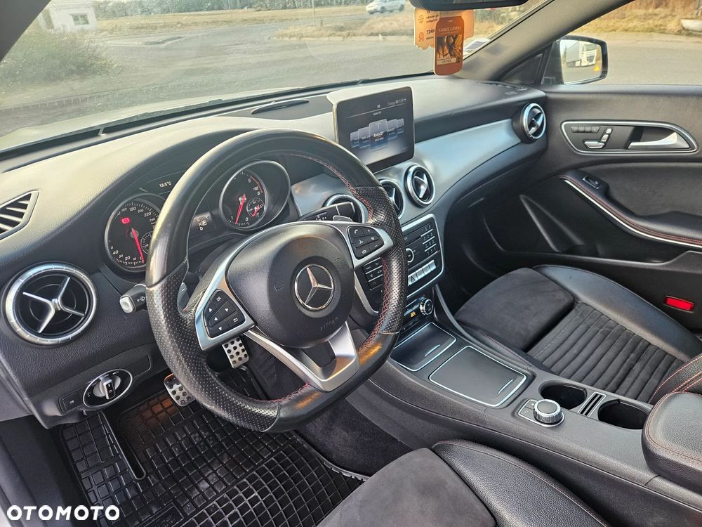 Mercedes-Benz CLA 220 (CDI) d 7G-DCT AMG Line - 23