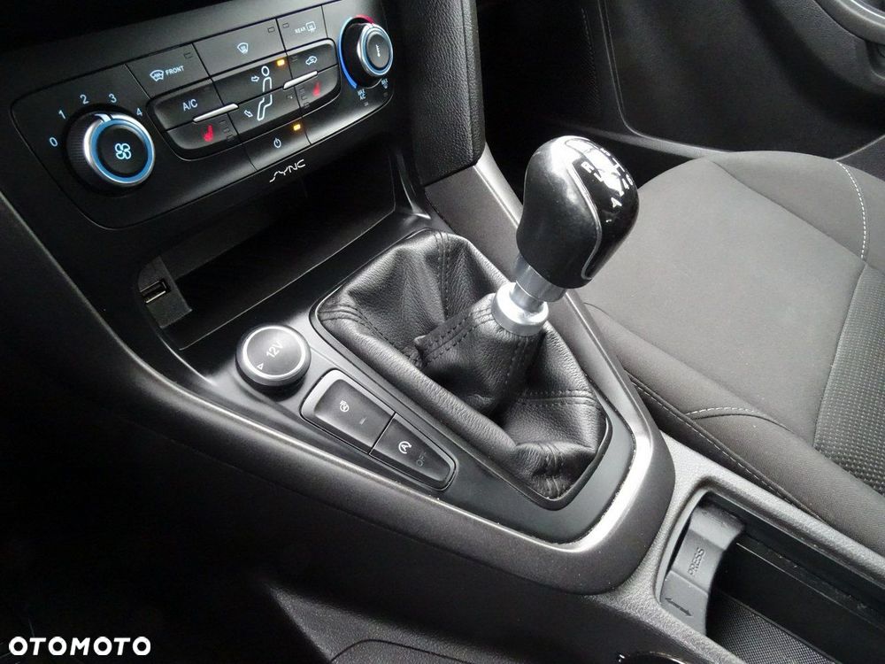 Ford Focus - 31