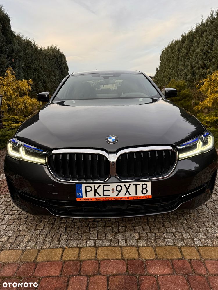 BMW Seria 5 520d xDrive - 3