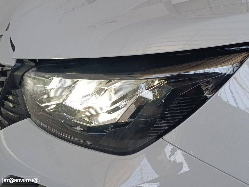 Peugeot 2008 1.2 Hybrid Allure e-DCS6 - 25