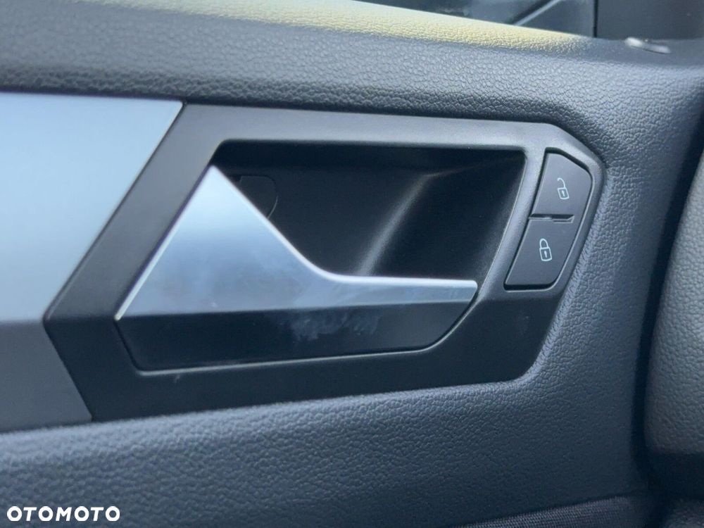 Volkswagen T-Roc 1.5 TSI Life DSG - 29