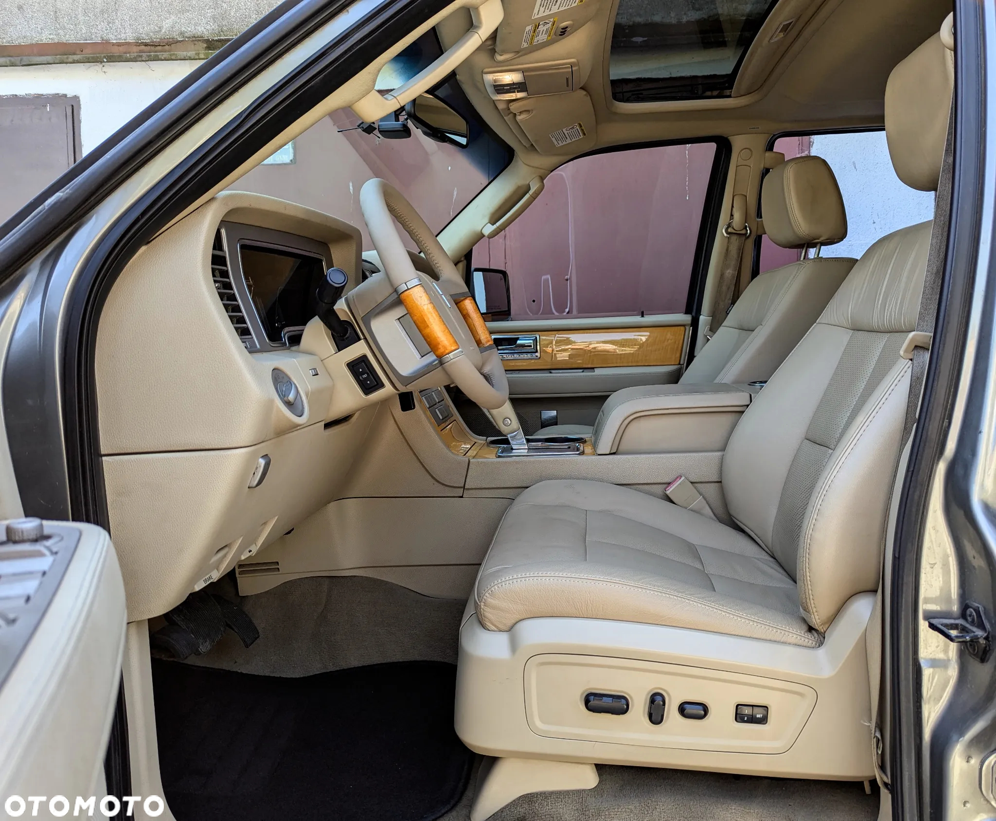 Lincoln Navigator 5.4 4x4 - 13