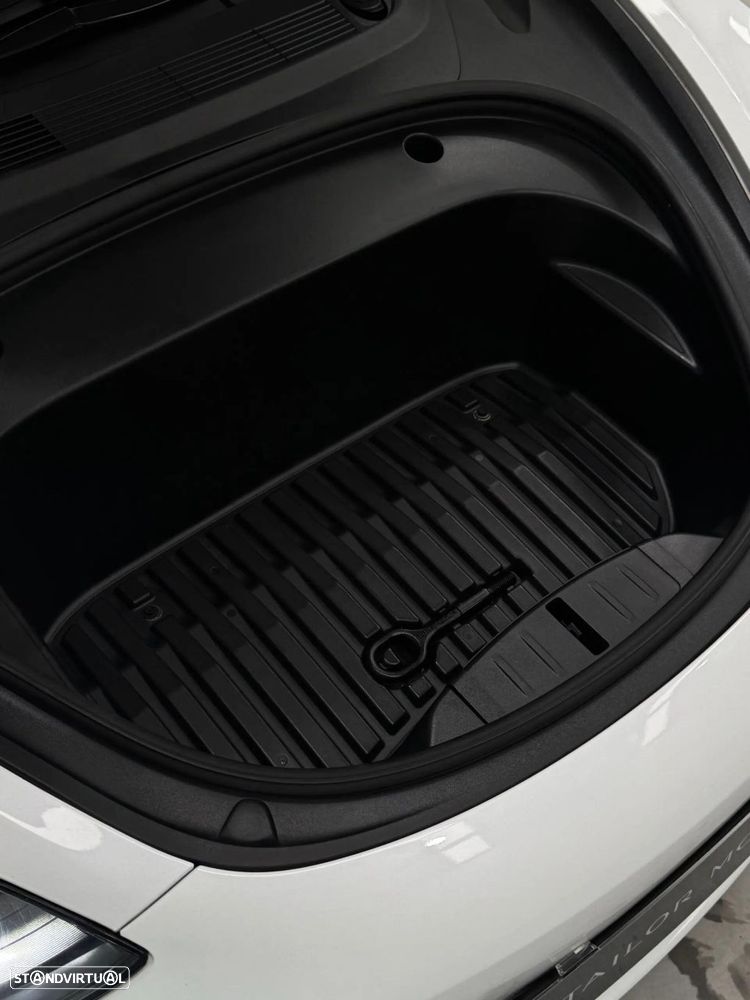 Tesla Model 3 Long Range Tração Integral - 24