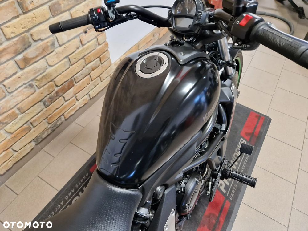 Kawasaki Vulcan S - 39