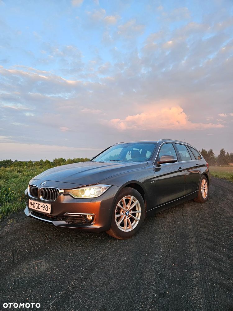 BMW Seria 3 320d Efficient Dynamics Edition Edition Luxury Line Purity - 1
