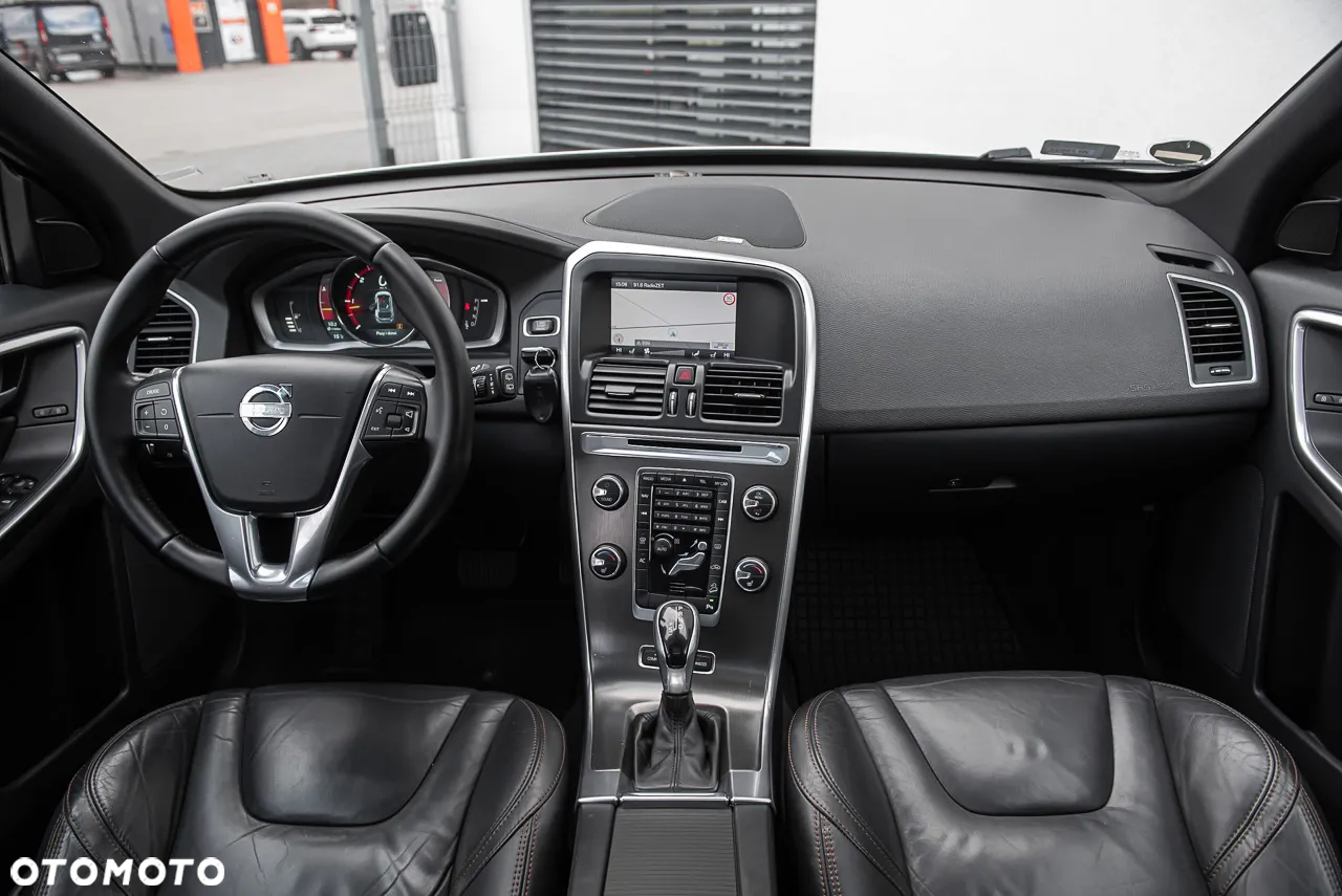 Volvo XC 60 D5 AWD Summum - 27