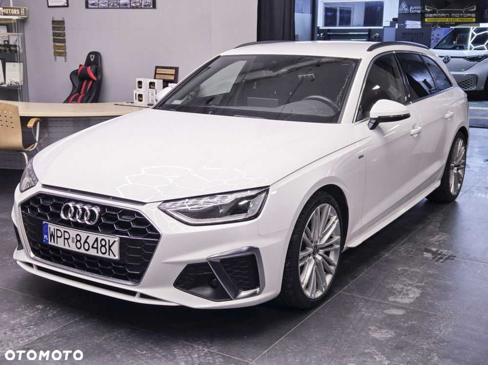 Audi A4 Avant - 11