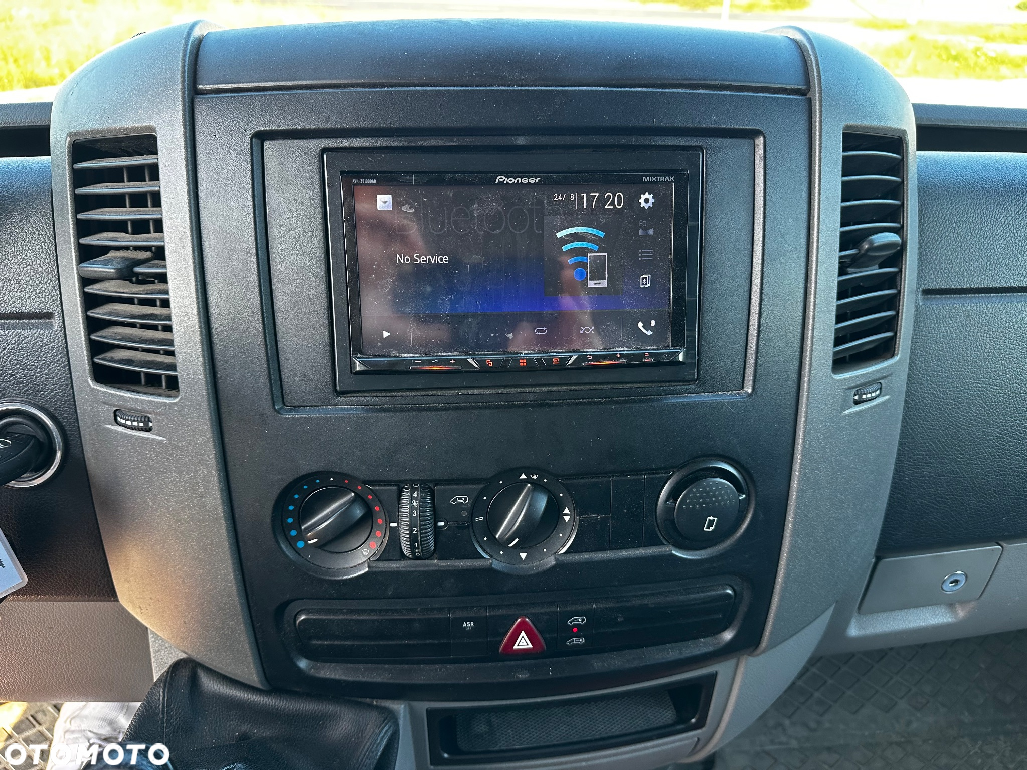 Mercedes-Benz Sprinter 4x4 - 8
