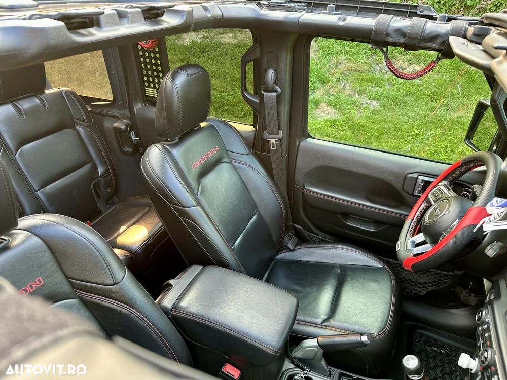 Jeep Wrangler - 16